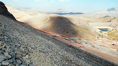 احداث سد خاکی با هسته رسی سد رسوبگیر مجتمع مس میدوک (ترفیع مرحله دوم)